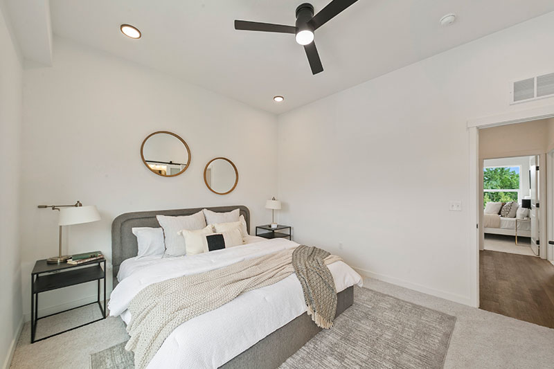 Third floor primary bedroom